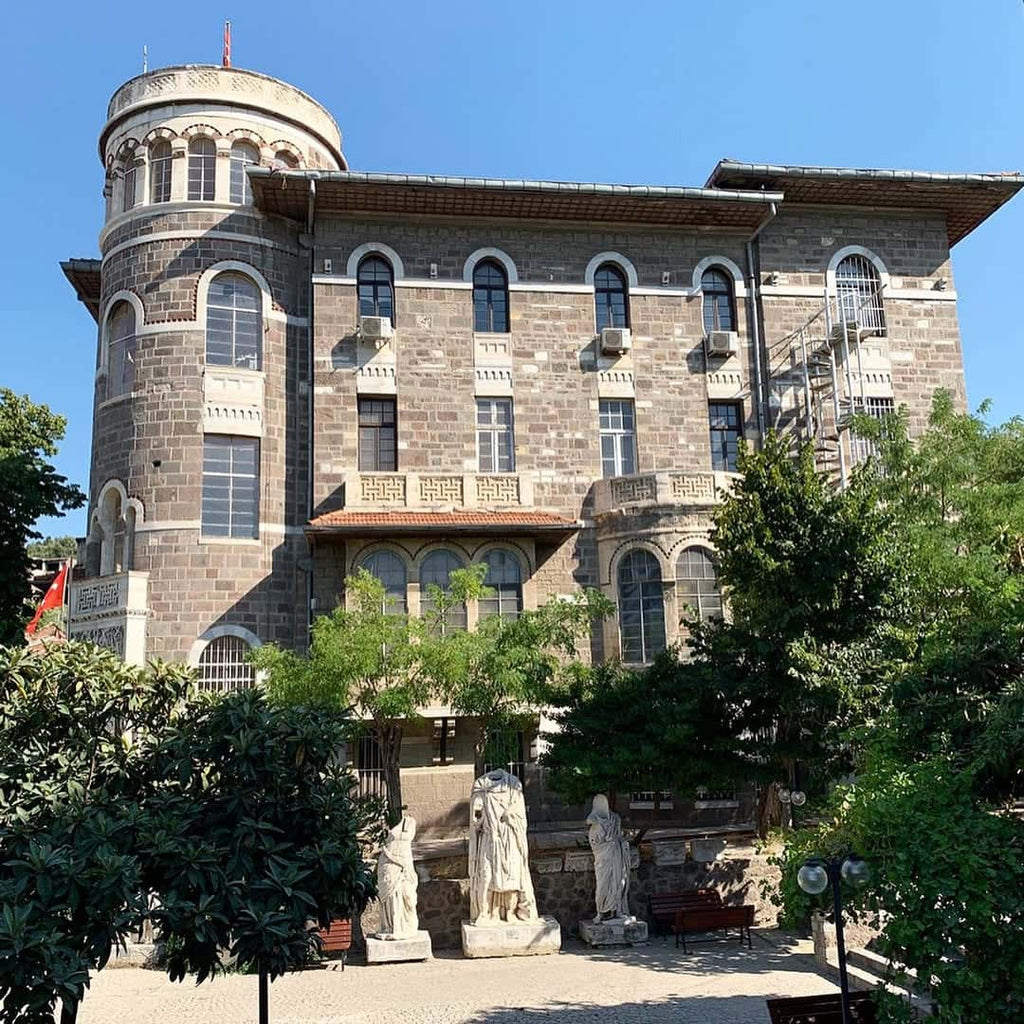 Daily IZMIR CITY TOUR (To the  Historical places)